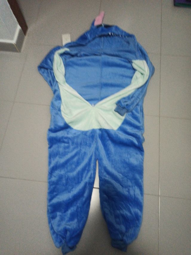 Pijama niño -a talla S. 