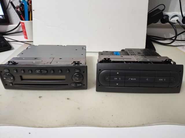 Rádio CD original Citroen Jumper 2010