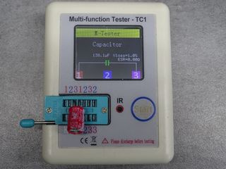 Conjunto osciloscópio e componente tester