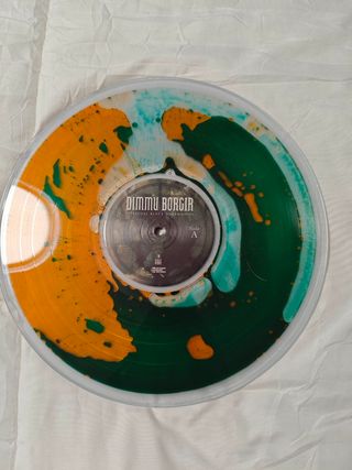 Dimmu Borgir, vinilo liquido