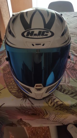 Mono moto,casco y botas.