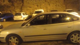 Hyundai Elantra 2002