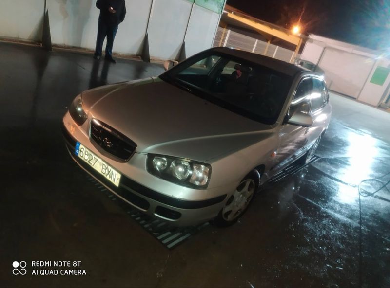 Hyundai Elantra 2002 - foto 1