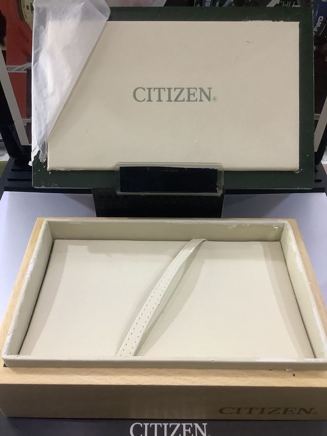 CAJA / ESTUCHE de LUXE para RELOJ CITIZEN -