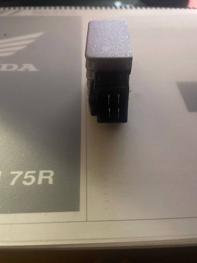 Regulador de corriente honda crm 74/49