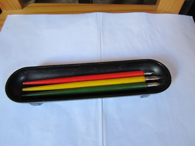 PORTAPLUMINES Y PLUMINES ANTIGUOS