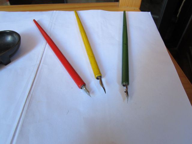 PORTAPLUMINES Y PLUMINES ANTIGUOS