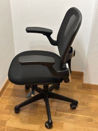 Silla de oficina ergonomica negra