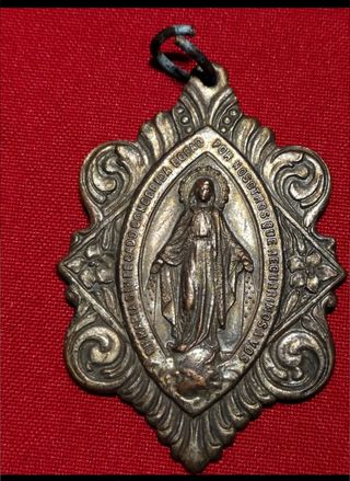 Colgantes Corazon Jesus y Maria