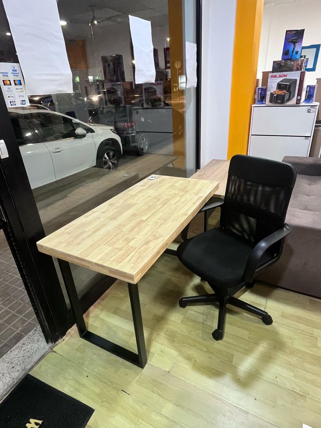 Escritorios + silla🤩