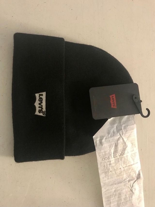 Gorro levis negro