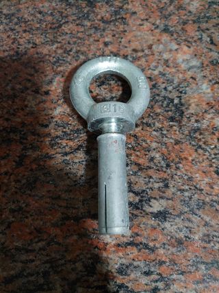 Cáncamo galvanizado macho G16