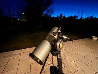 Telescopio marca MEADE modelo StarNavigator 114