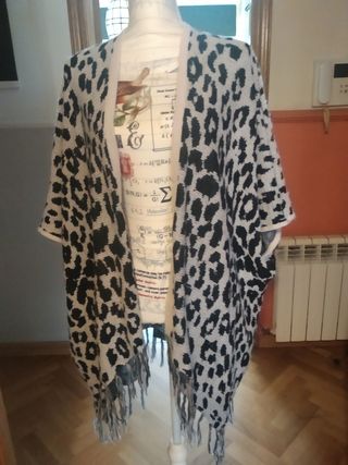 Chaqueta floja con flecos lana