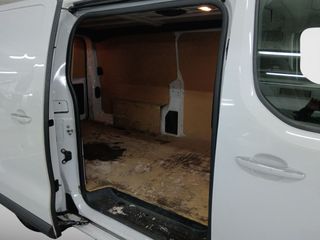 Peugeot Expert Premium Largo