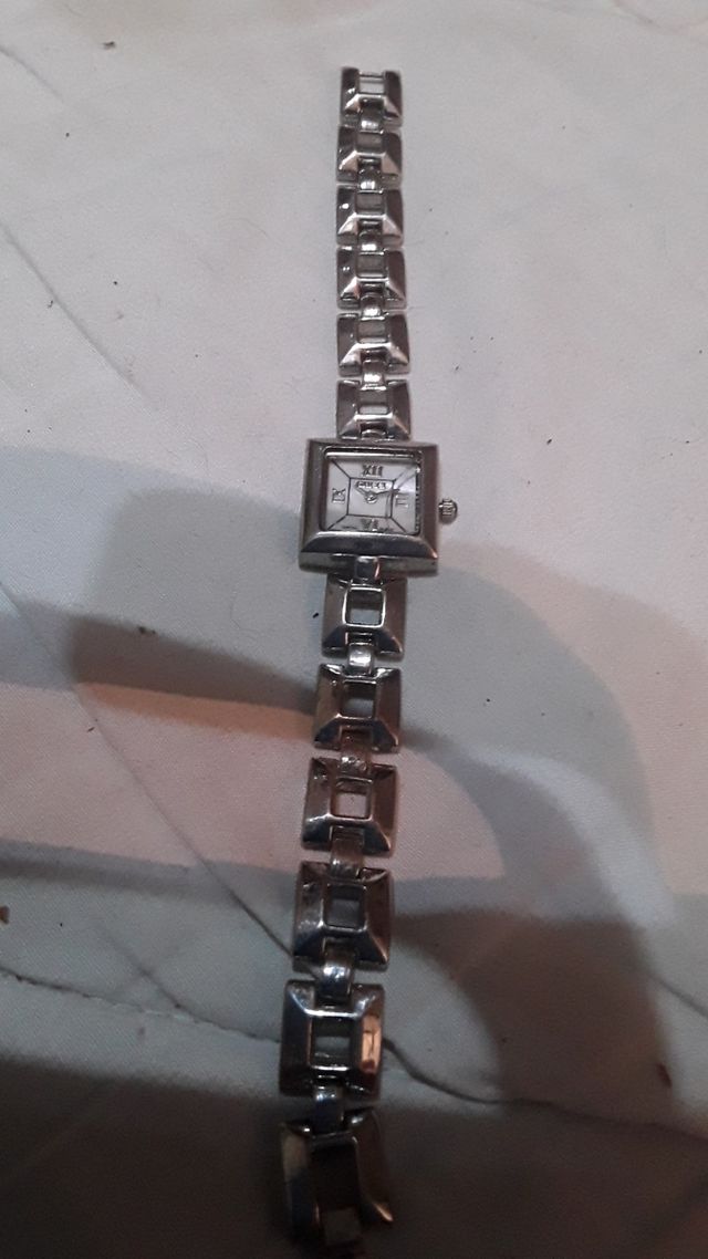 Reloj gicci