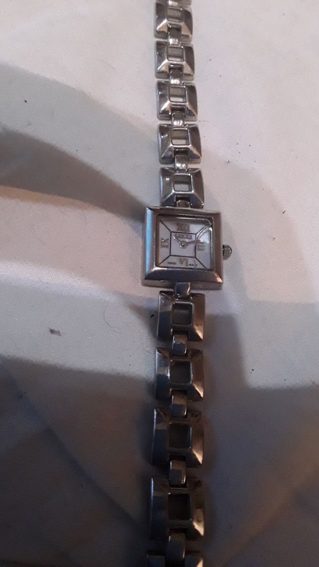 Reloj gicci