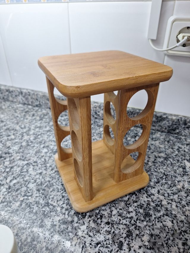 Especiero de madera natural