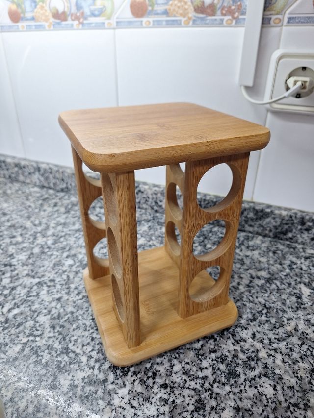 Especiero de madera natural