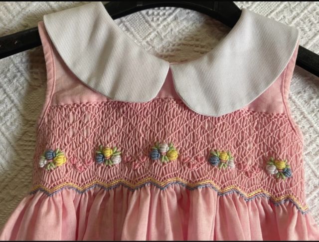 Abito bambina ricamato a mano