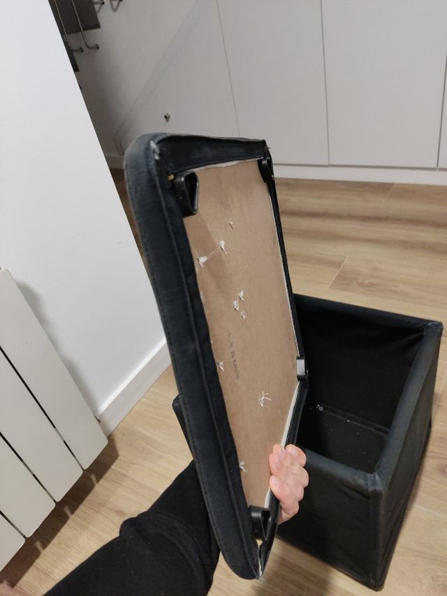 Cubo almacenar trastos y asiento