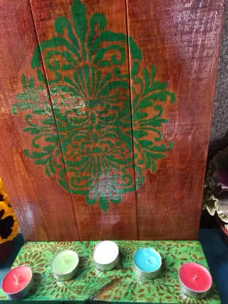 CUADRO ESTANTE CON PERCHAS PARA VELAS-MACETAS