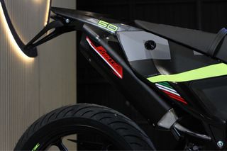 FANTIC XM 50cc 2025 SUPERMOTARD Performance BLACK