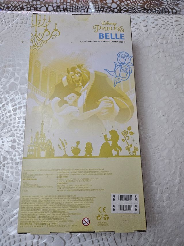 Muñeca bella luminosa  disney