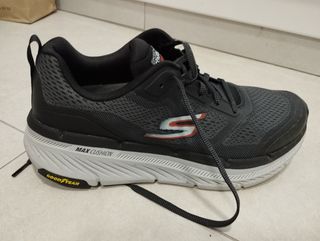 Zapatillas Skechers Go Run como nuevas