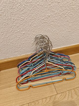 Perchas de niños pack 39 piezas