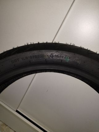 Neumático 130 70 18