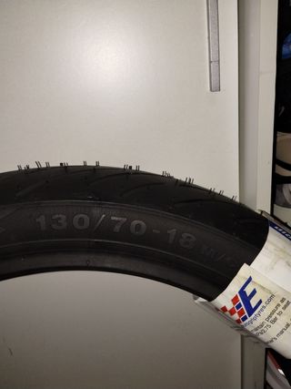 Neumático 130 70 18