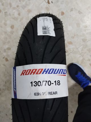 Neumático 130 70 18