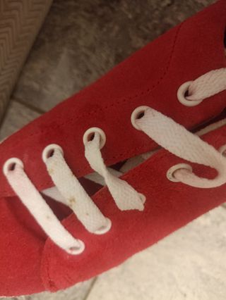Zapatillas rojas plataforma piel de Serraje mimao
