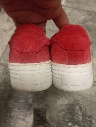 Zapatillas rojas plataforma piel de Serraje mimao