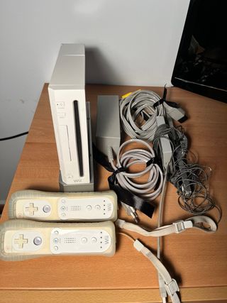 Wii completa y mandos 