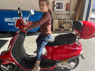 Moto Vespa primavera 50 solo 5.000km