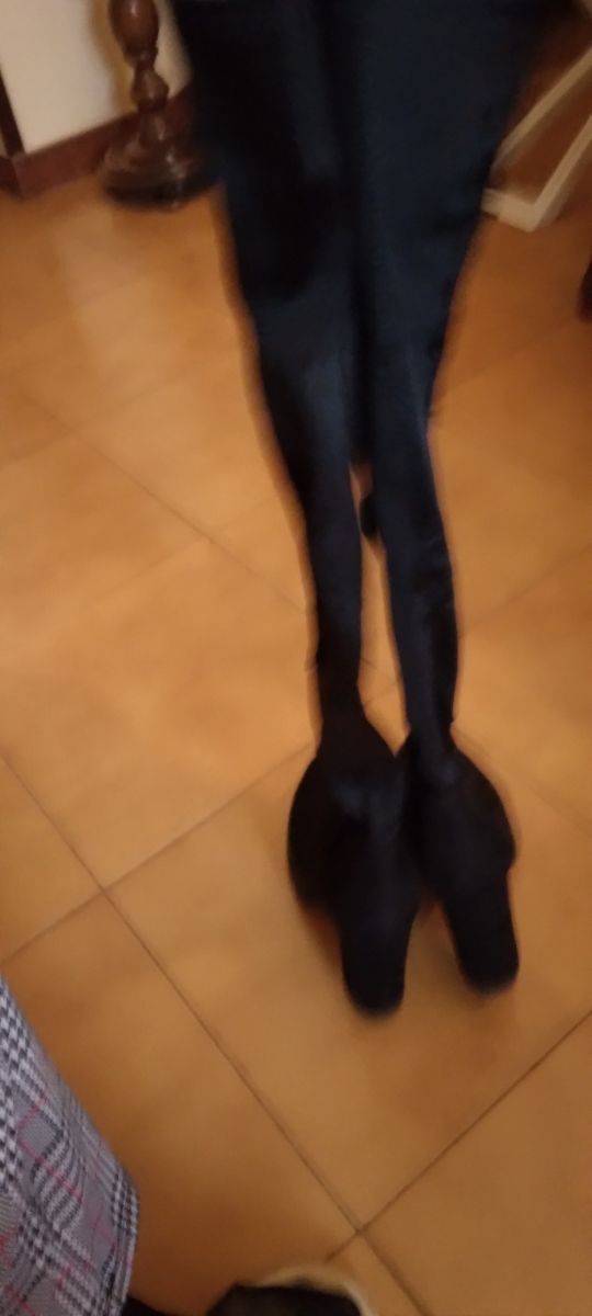 Stivali donna lunghi fino al ginocchio