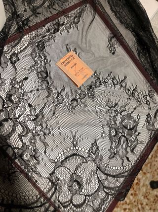 Mantilla de Encaje Negra para Fallera