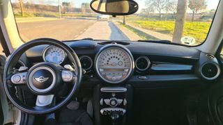 MINI Cooper 120cv 2007 Automatico Black & White