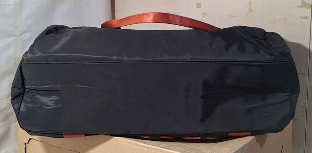 Bolsa de deporte marca Etam