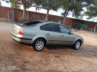 Volkswagen Passat 2004