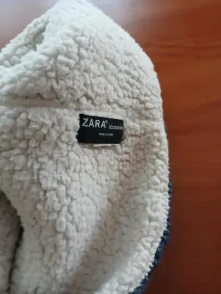 Conjunto de dos bragas y gorro de lana