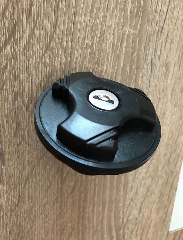 Tapón Deposito Combustible Para M Marcas