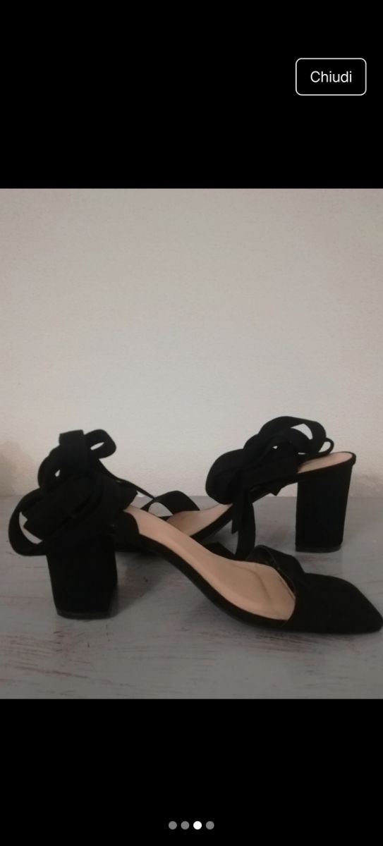 Sandali camoscio neri