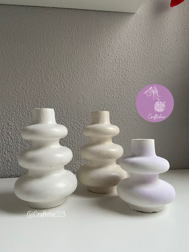 Jarron de cemento blanco