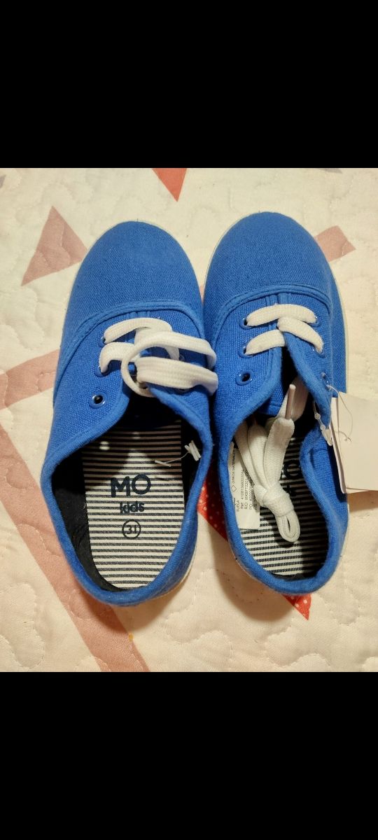 Zapatillas nuevas niño talla 31