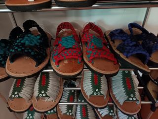 Sandalias- huaraches de piel 