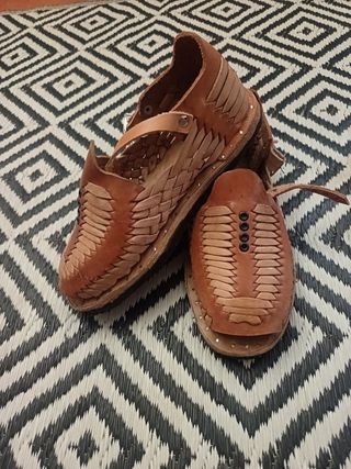 Sandalias- huaraches de piel 