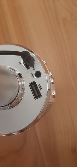 Micrófono altavoz y modulador de voz
